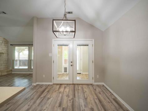 100 Linsey Cove Burnet TX 78611