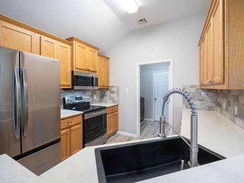 100 Linsey Cove Burnet TX 78611