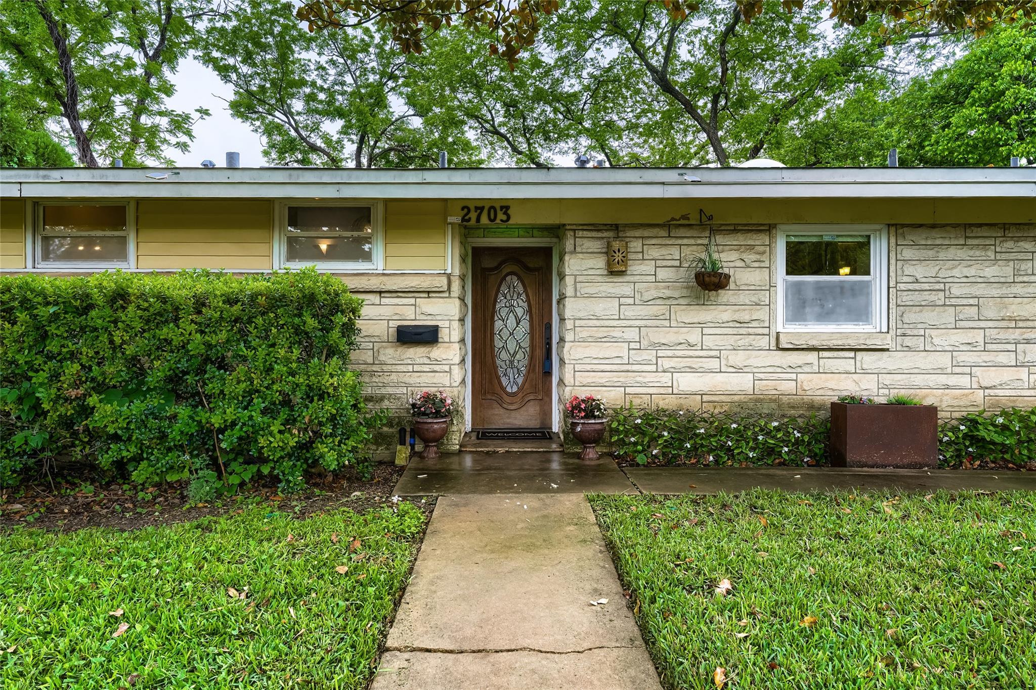 2703 Addison Avenue Austin TX 78757