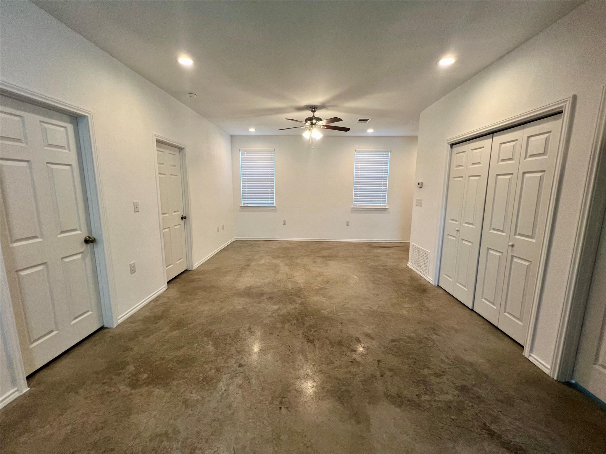 805 Hallie Cove Lockhart TX 78644