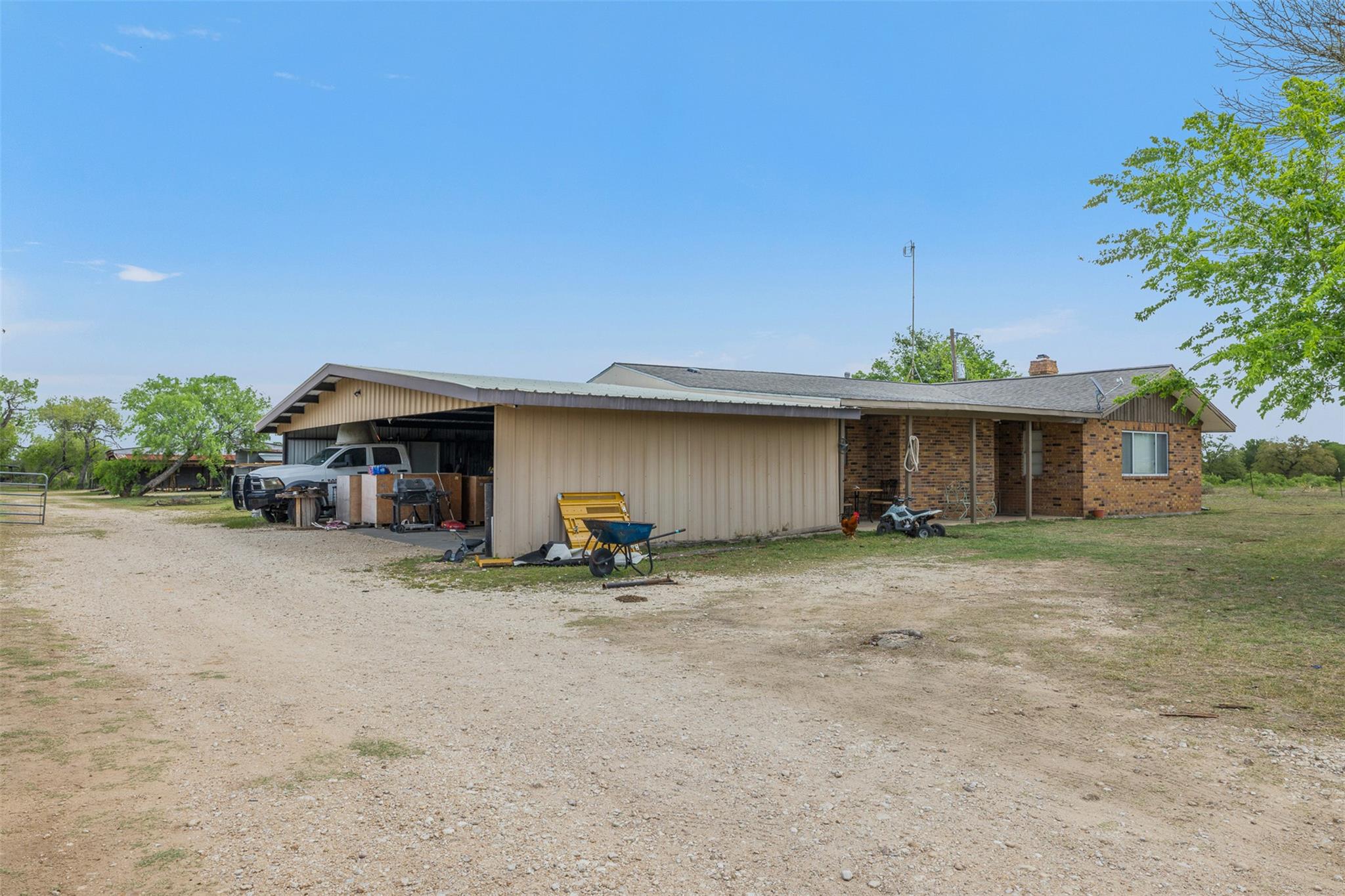 9765 State Park Road Lockhart TX 78644