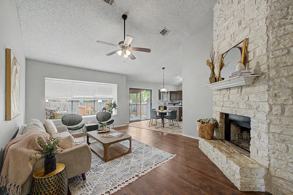 8911 Romayne Lane Austin TX 78748