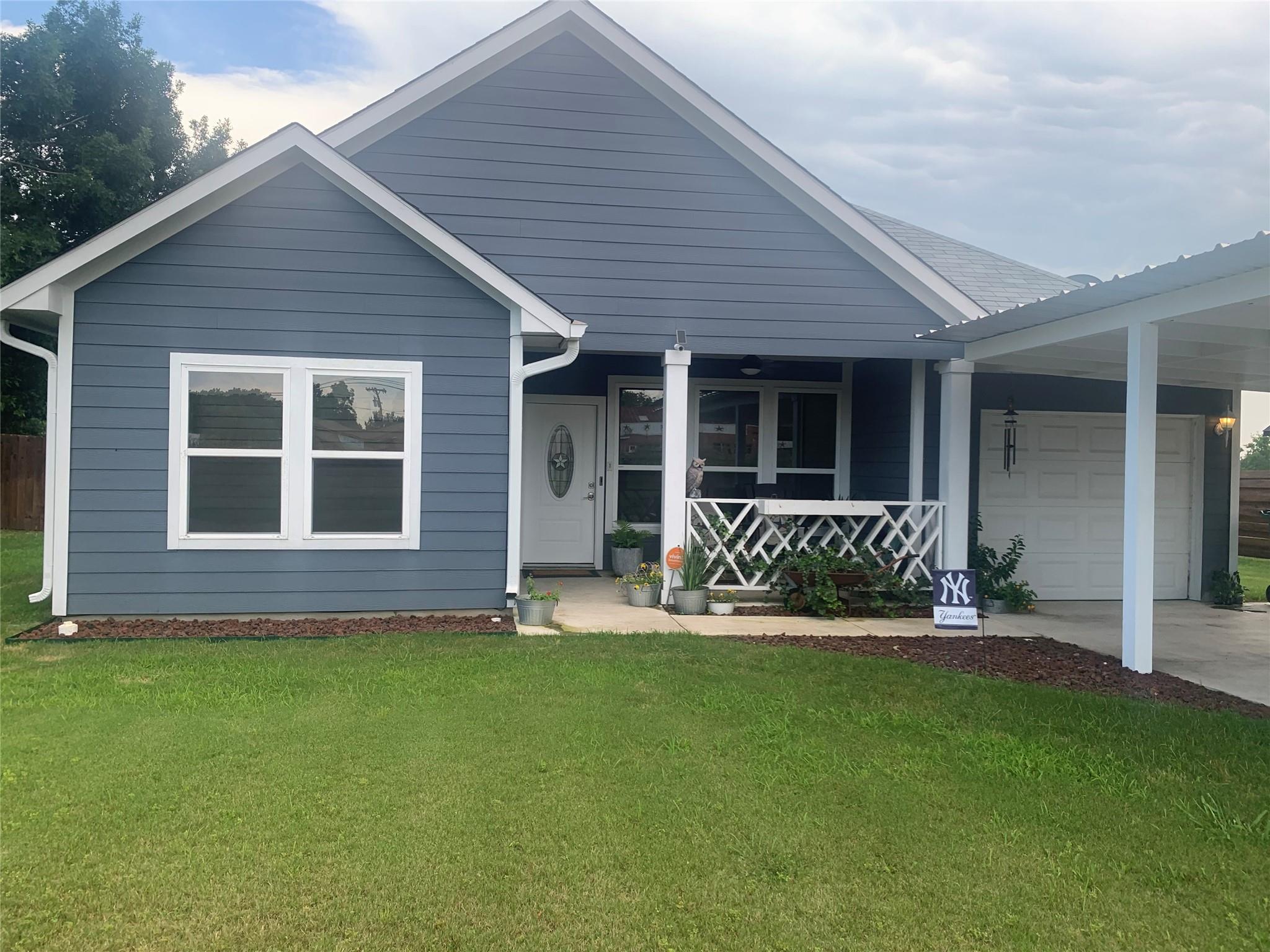 307 W Front Street SW Thorndale TX 76577