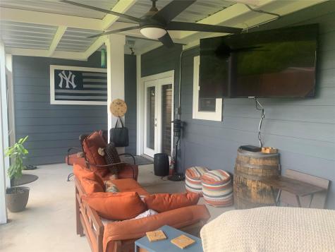 307 W Front Street SW Thorndale TX 76577