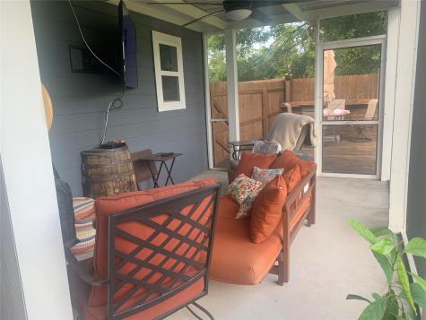 307 W Front Street SW Thorndale TX 76577