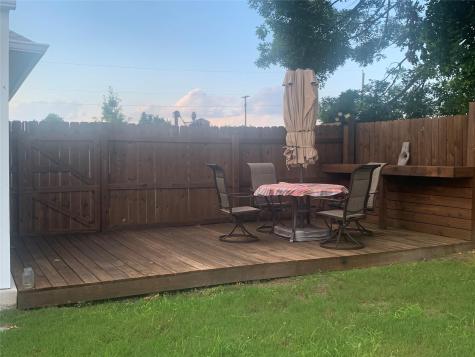 307 W Front Street SW Thorndale TX 76577