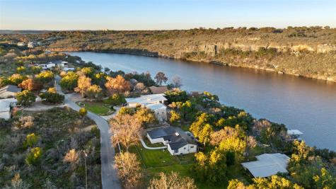 1204 Los Escondidos Street Marble Falls TX 78654