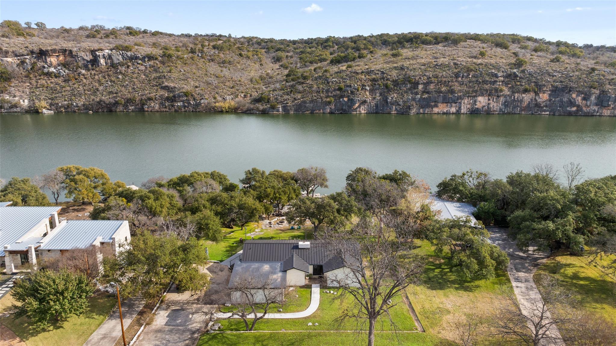 1204 Los Escondidos Street Marble Falls TX 78654