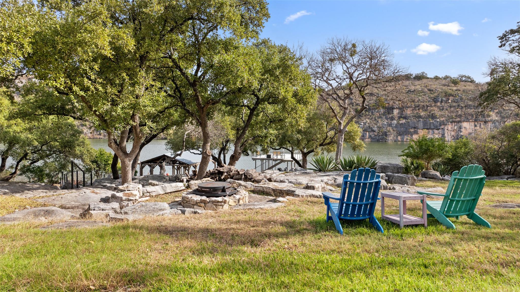 1204 Los Escondidos Street Marble Falls TX 78654