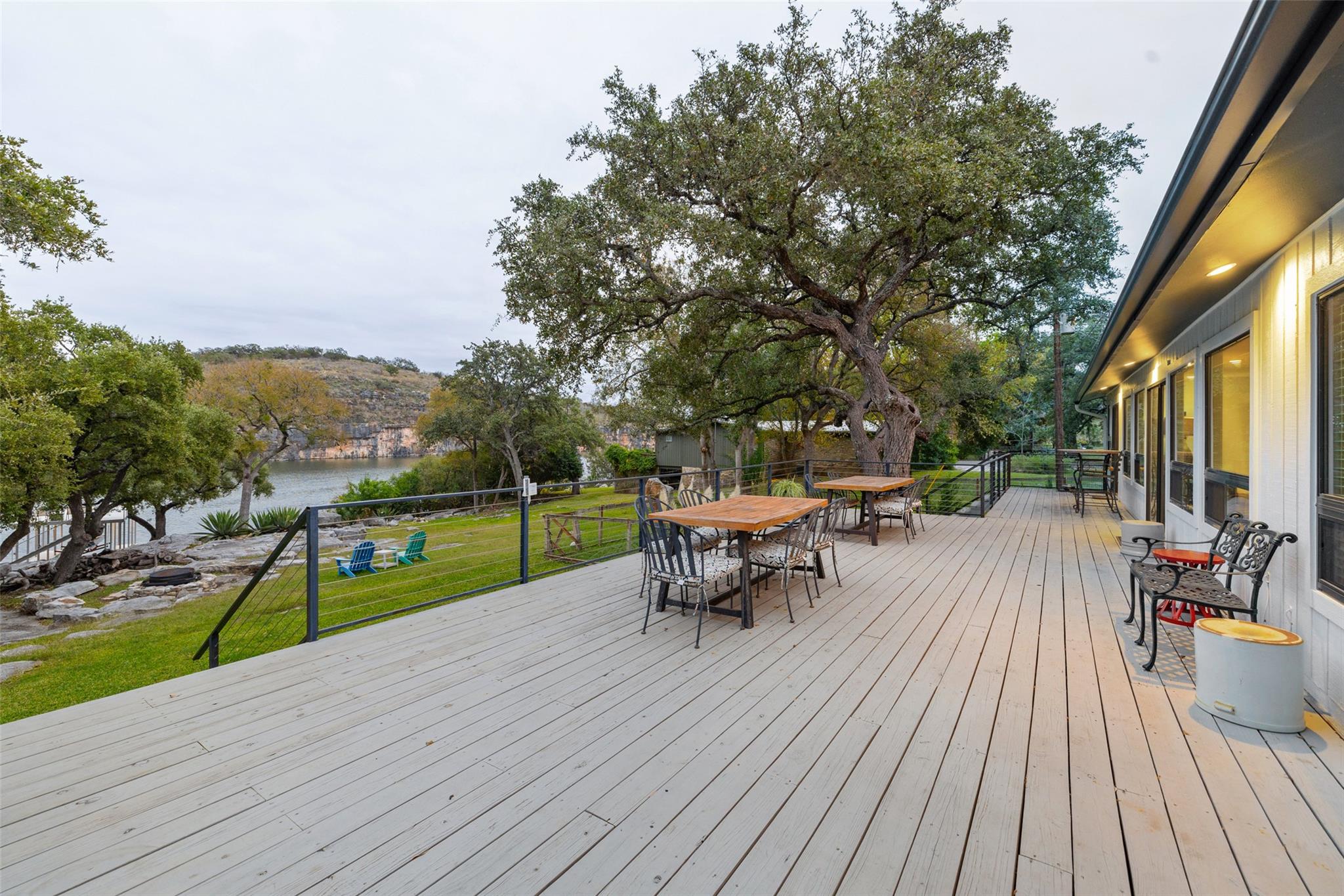 1204 Los Escondidos Street Marble Falls TX 78654