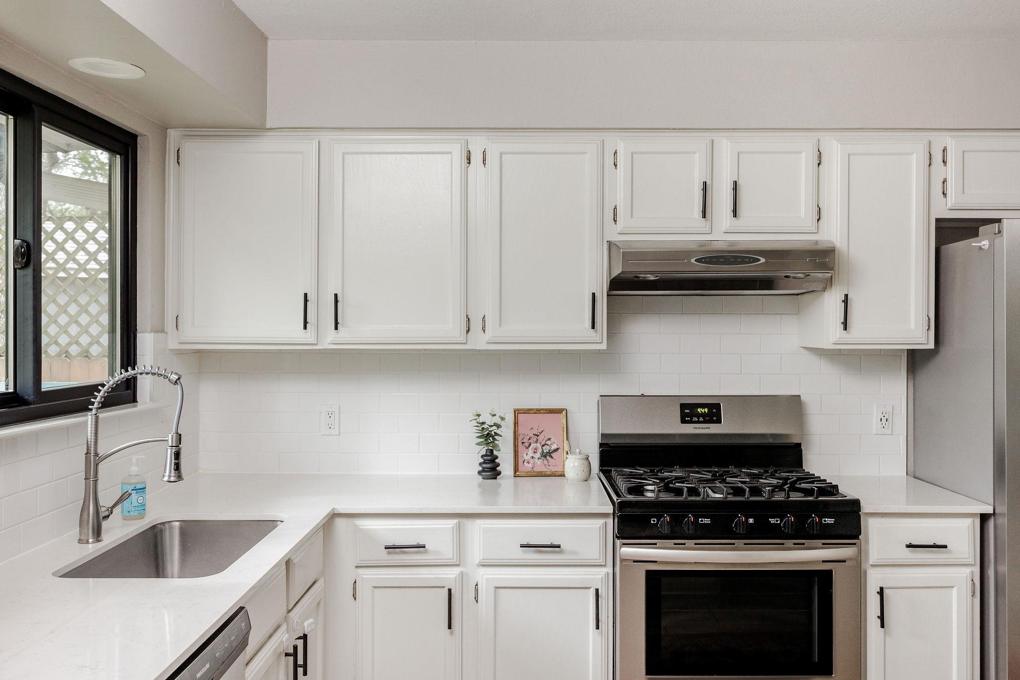 9219 Independence Loop Austin TX 78748