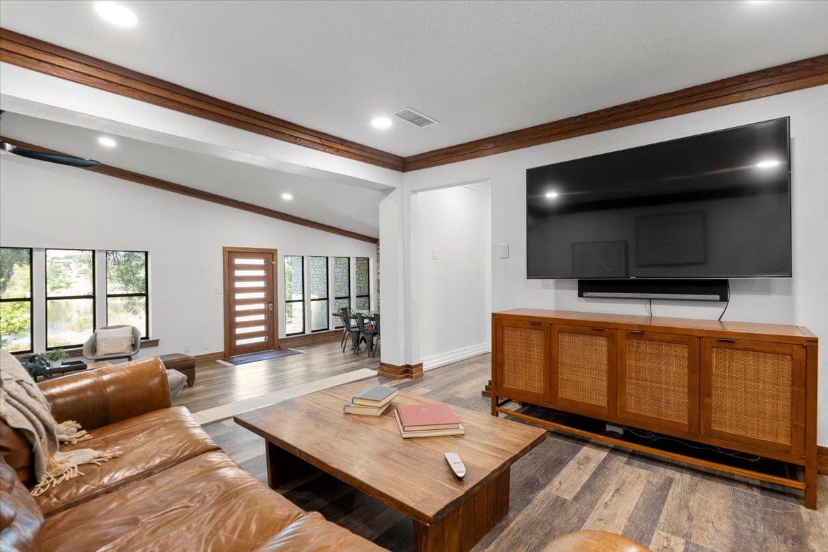 119 Vicinity Trail Spicewood TX 78669