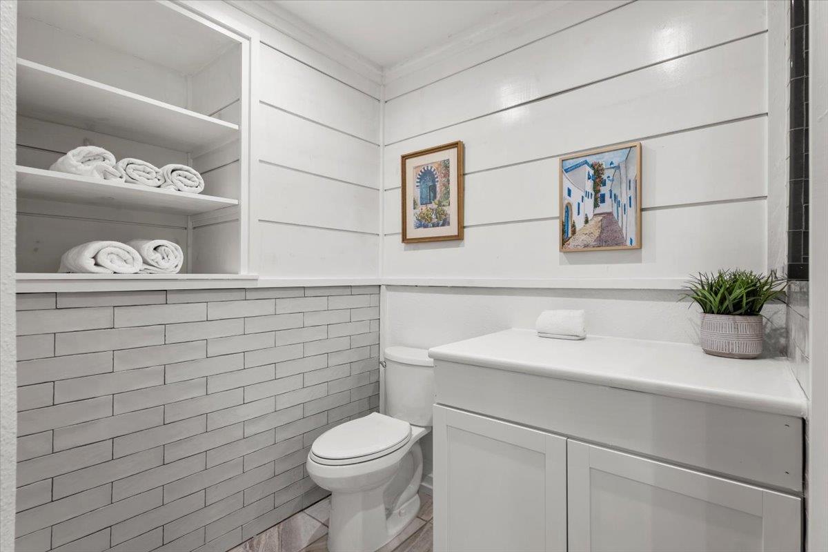 119 Vicinity Trail Spicewood TX 78669