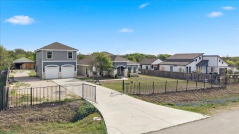 285 La Fortuna Drive Del Valle TX 78617