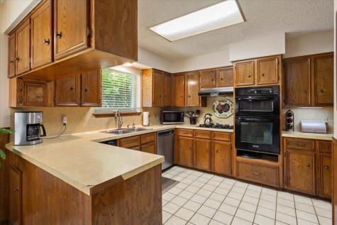 117 Lakewood Trail Leander TX 78641