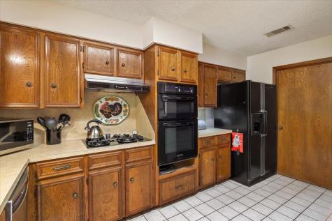 117 Lakewood Trail Leander TX 78641