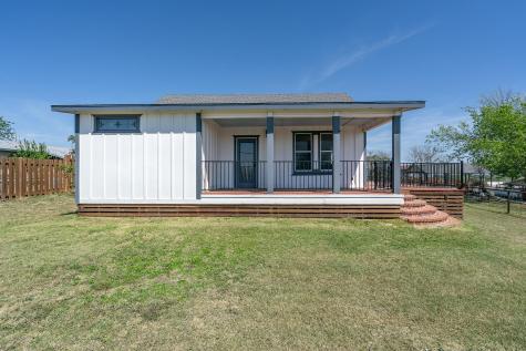 302 N Austin Street Coupland TX 78615