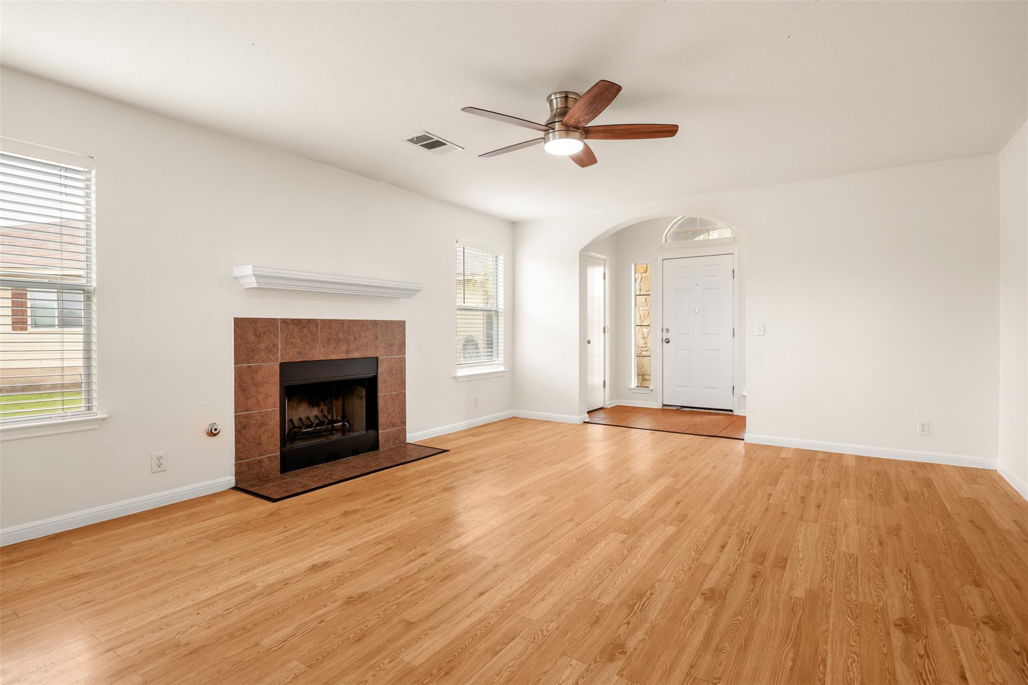 103 Pentire Way Hutto TX 78634