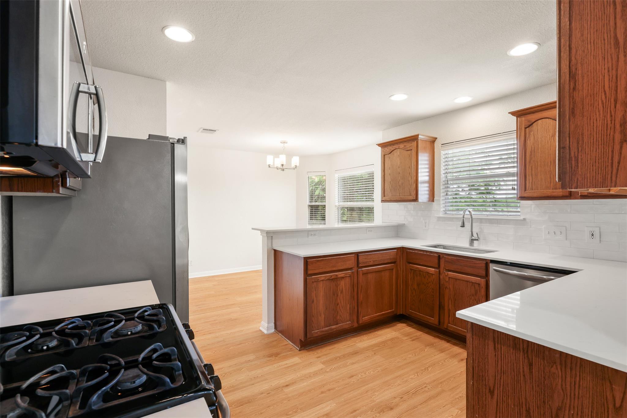 103 Pentire Way Hutto TX 78634