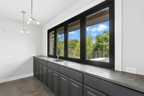 508 Woodside Terrace Austin TX 78738