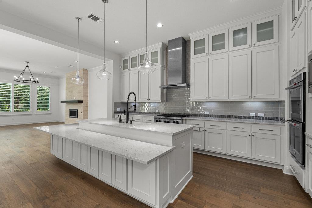 406 Woodside Terrace Austin TX 78738