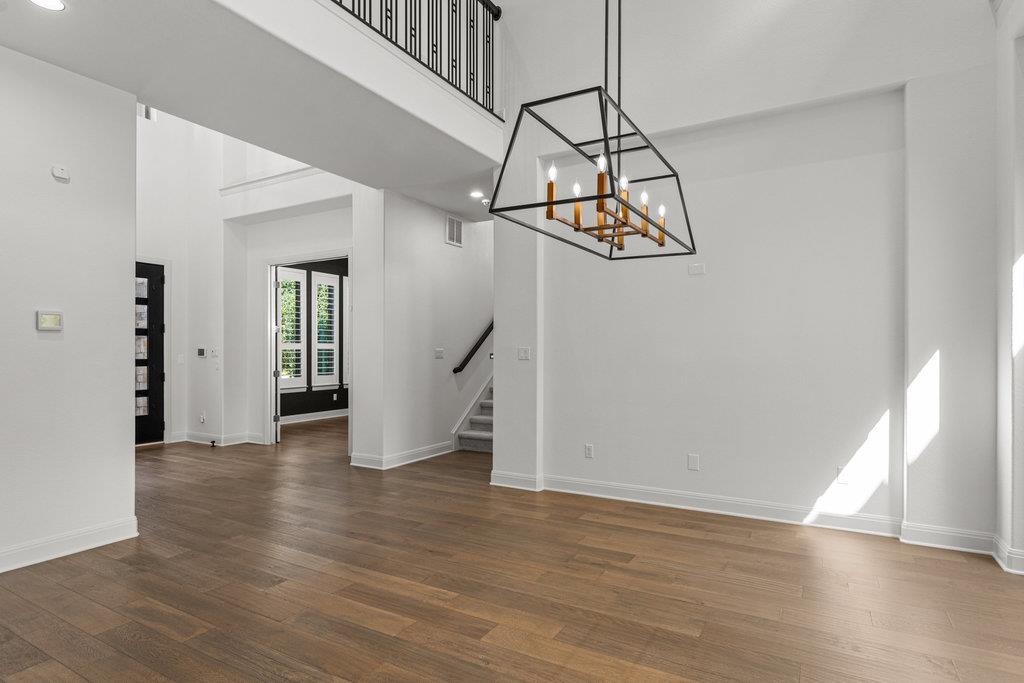 406 Woodside Terrace Austin TX 78738