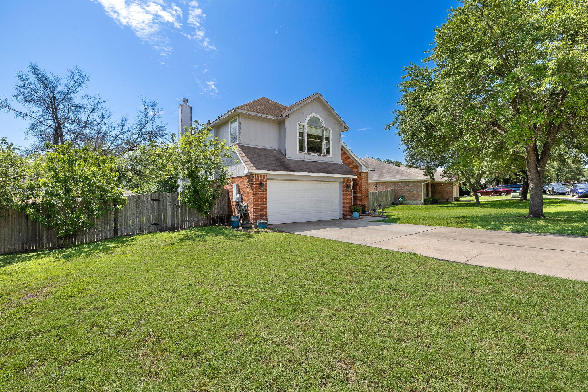 615 Runners Ridge Pflugerville TX 78660