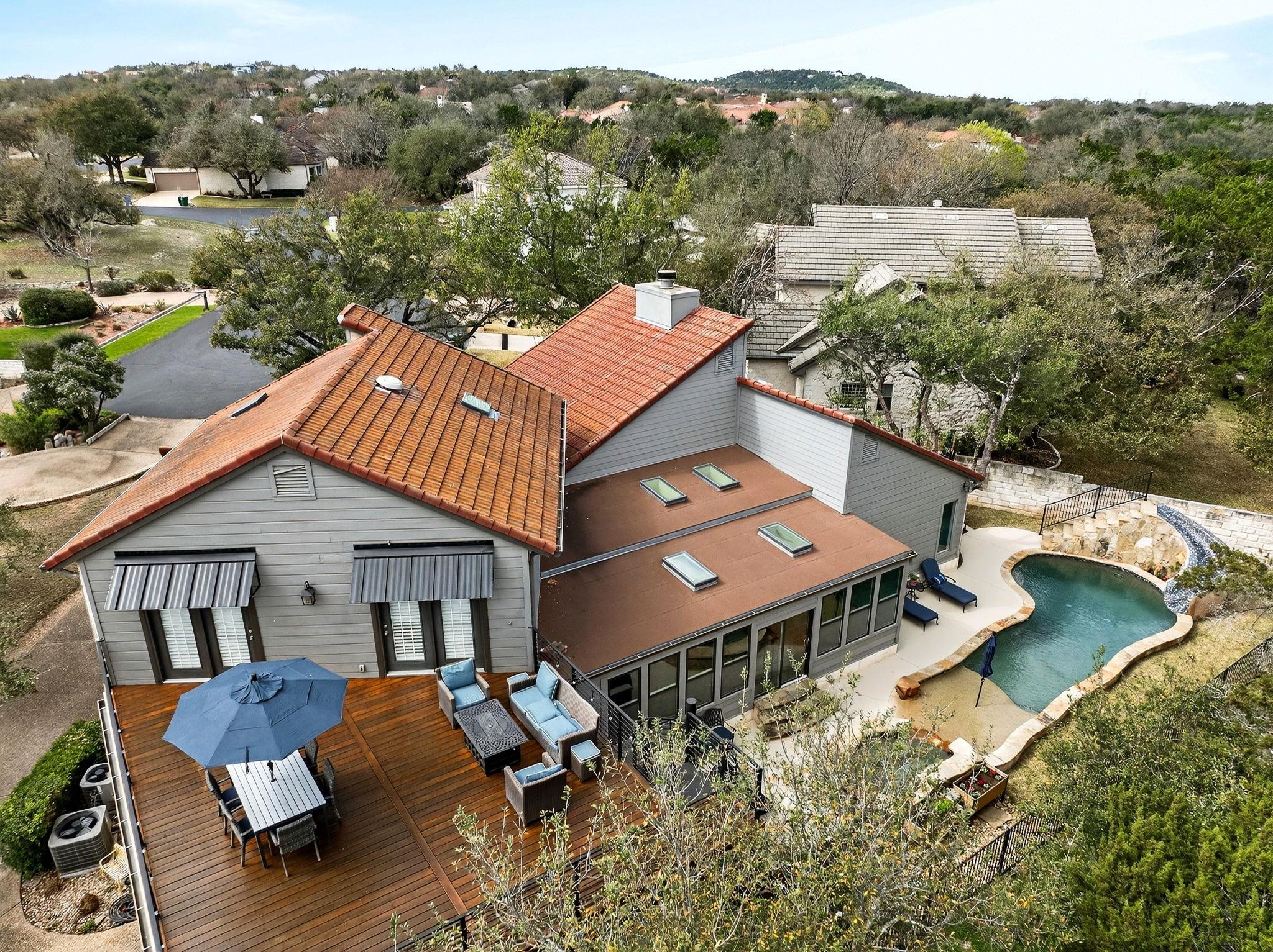5 Leafdale Point The Hills TX 78738
