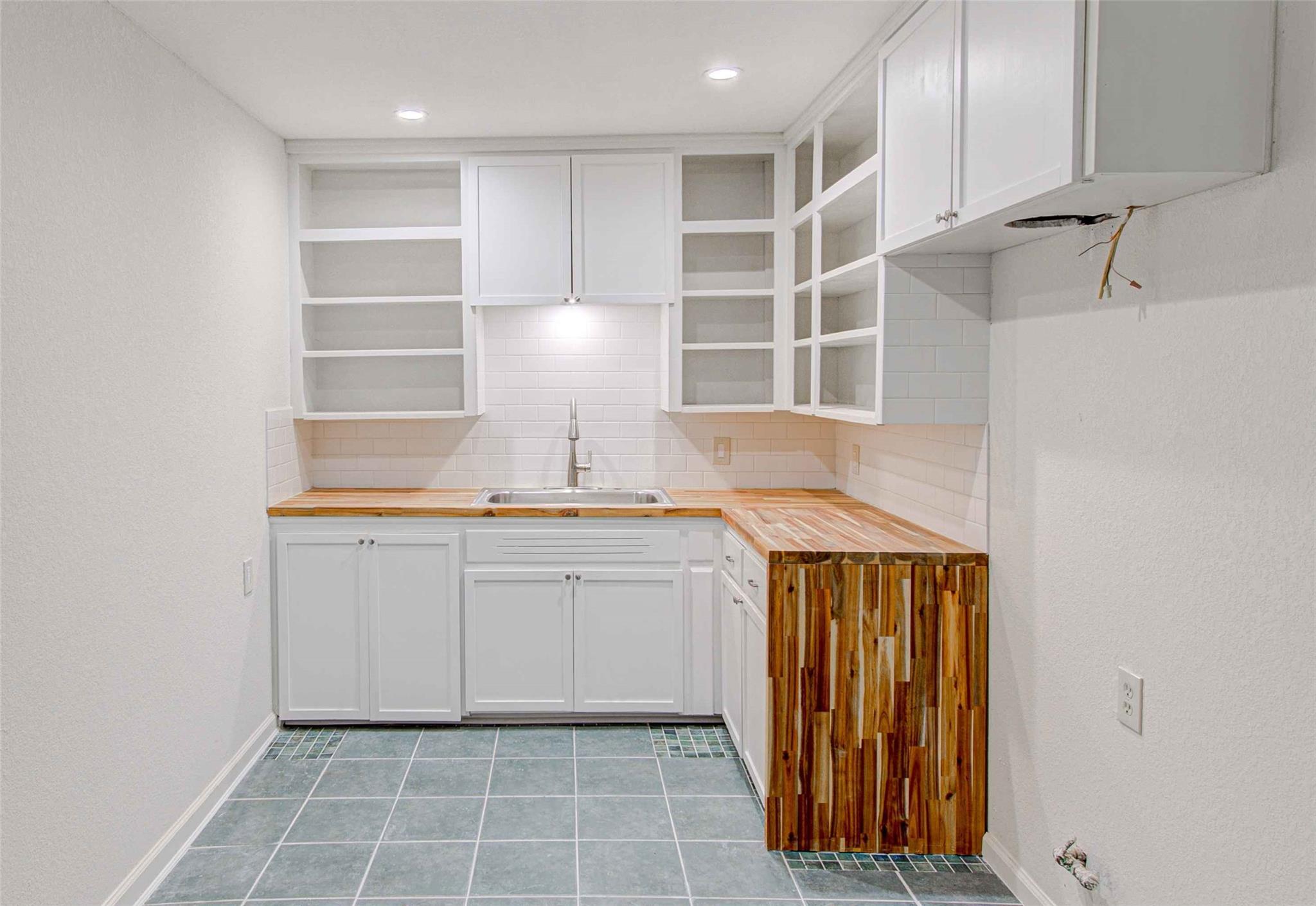 110 W Saint Johns Avenue Austin TX 78752