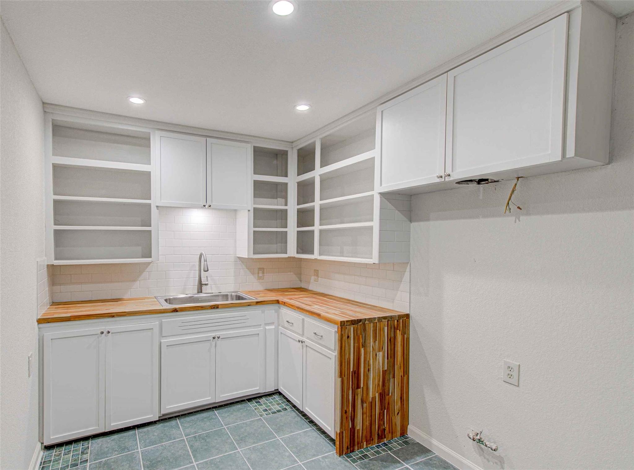 110 W Saint Johns Avenue Austin TX 78752