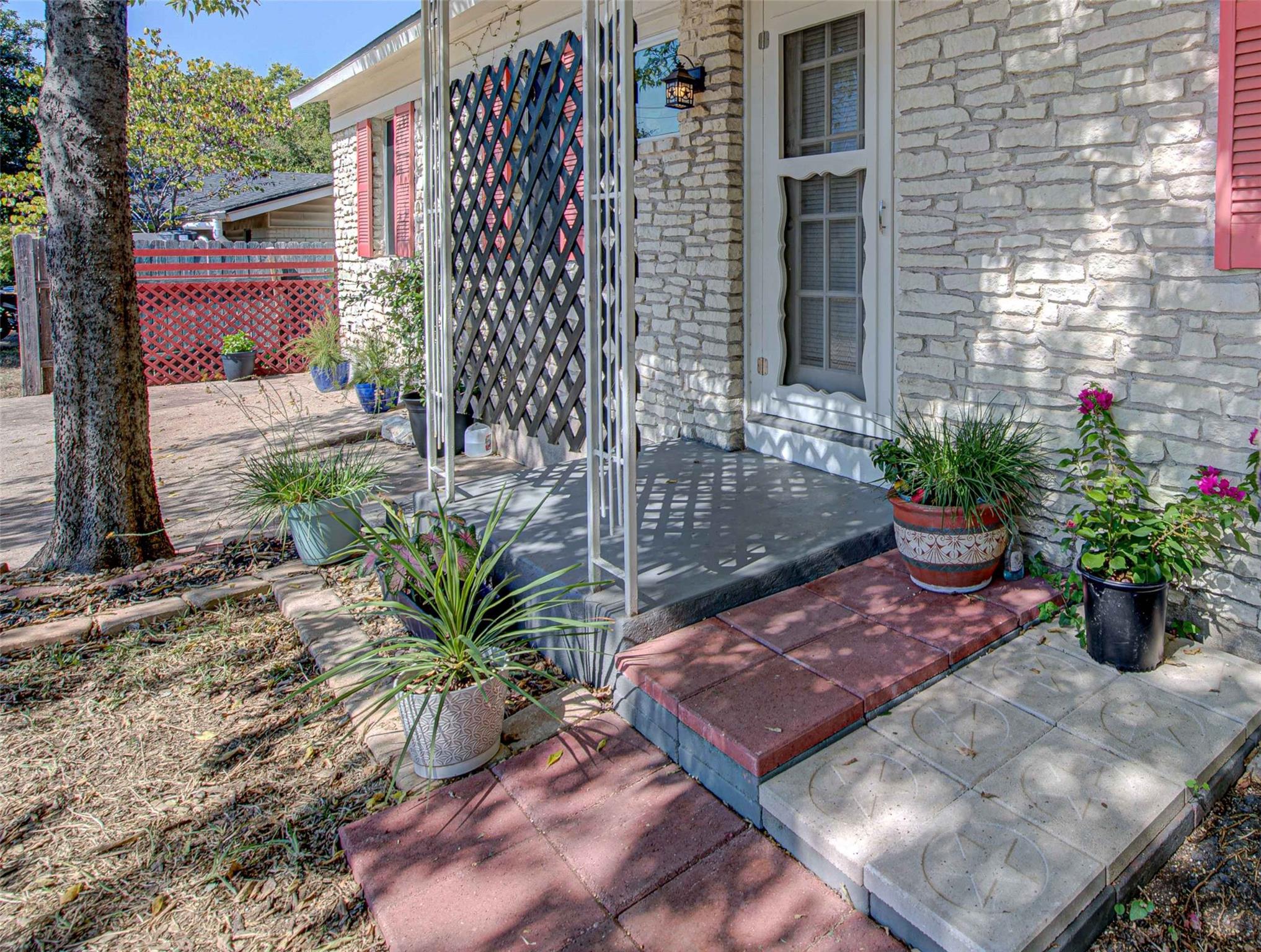 110 W Saint Johns Avenue Austin TX 78752