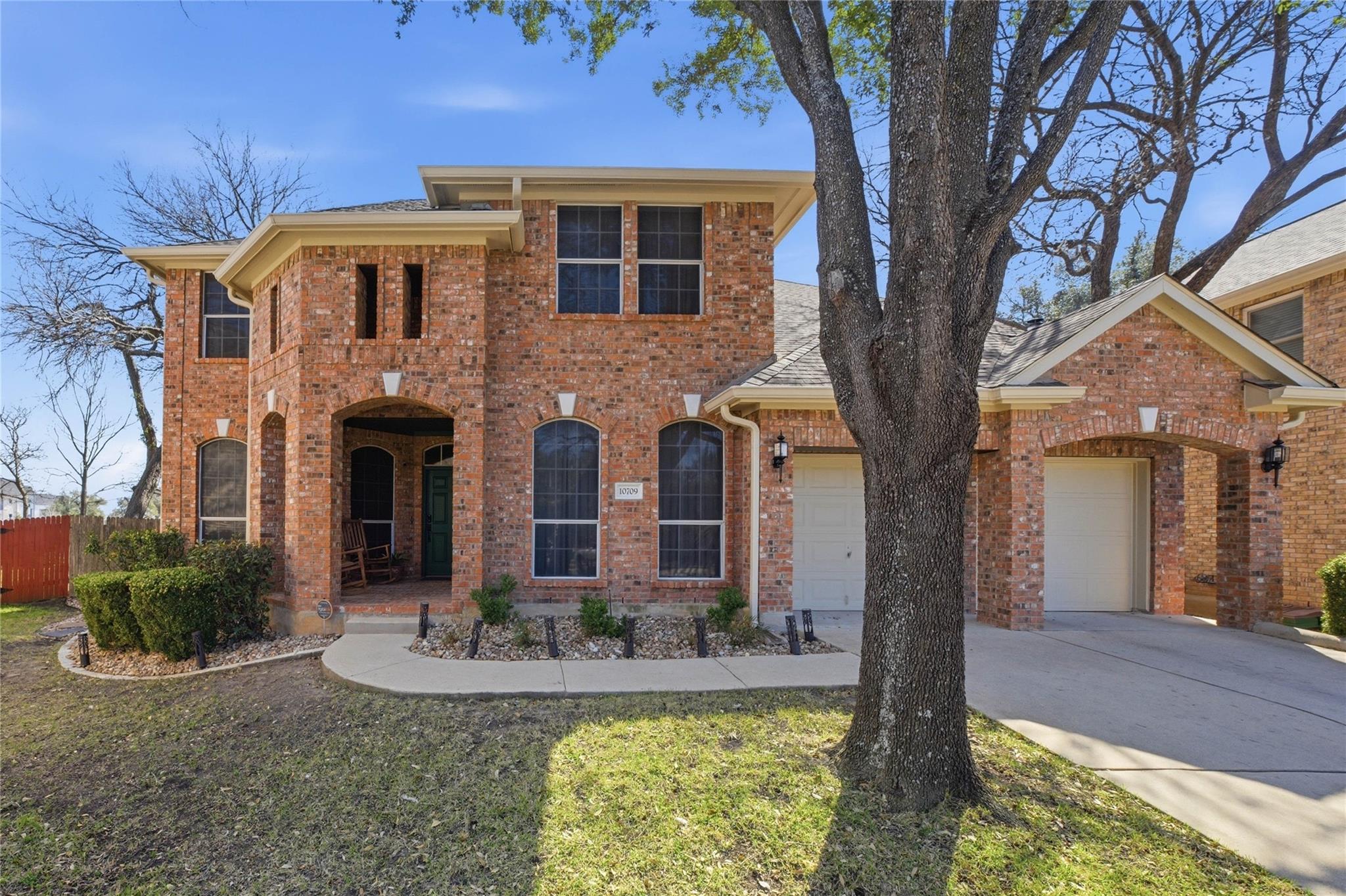 10709 Pedigree Cove Austin TX 78748