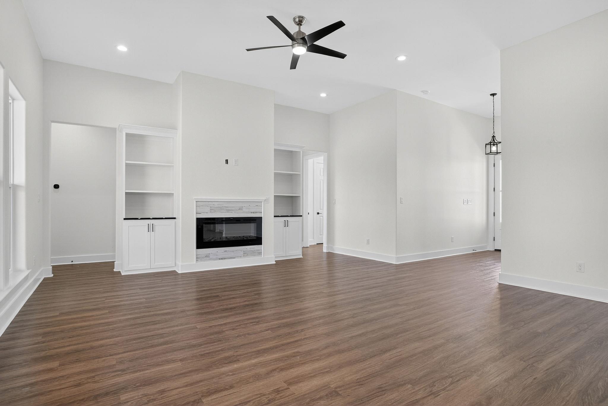 1035 Brandywine Court Elgin TX 78621