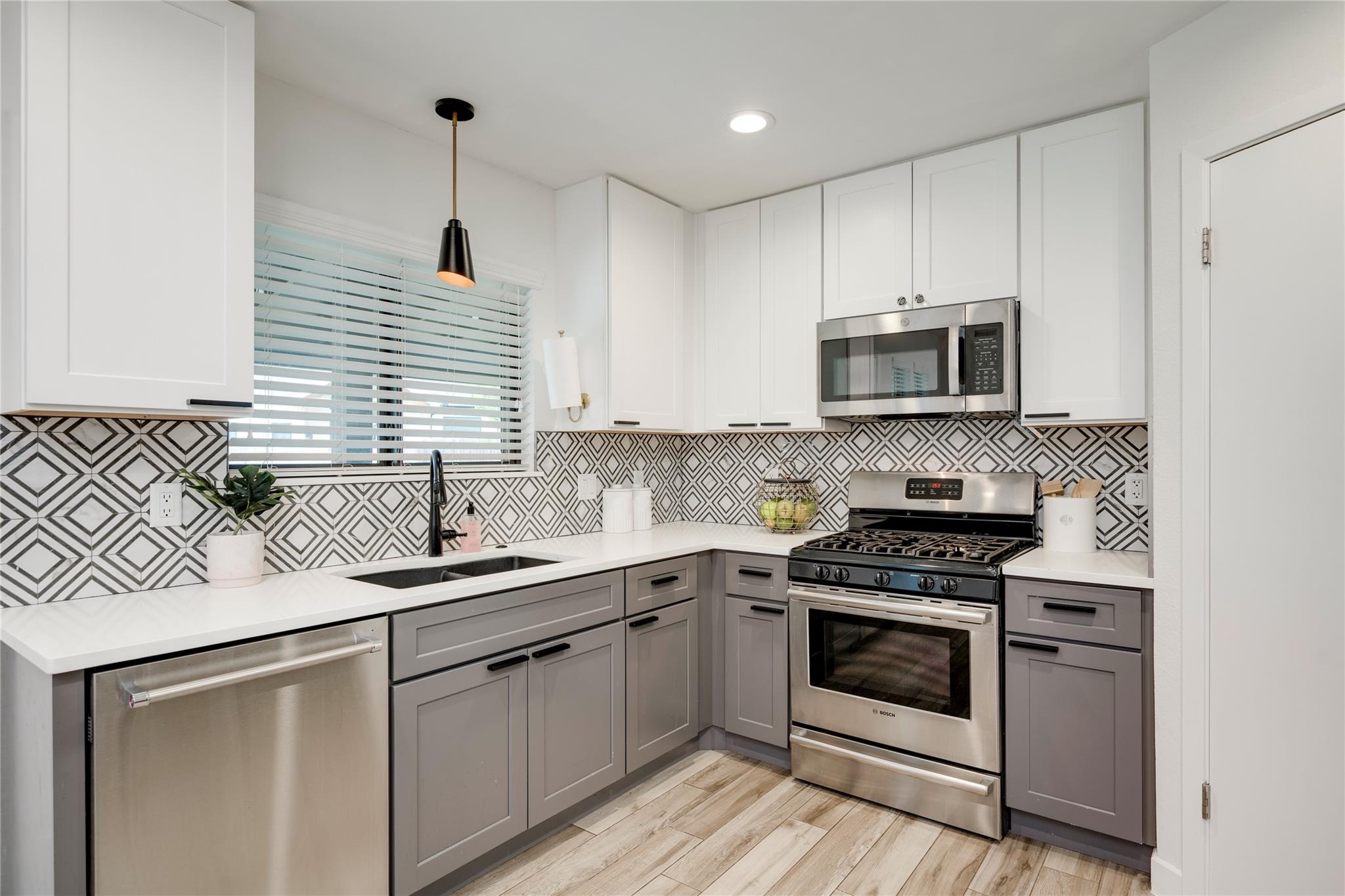 3907 Skipton Drive Austin TX 78727