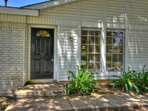 1604 Parkside Circle Round Rock TX 78664