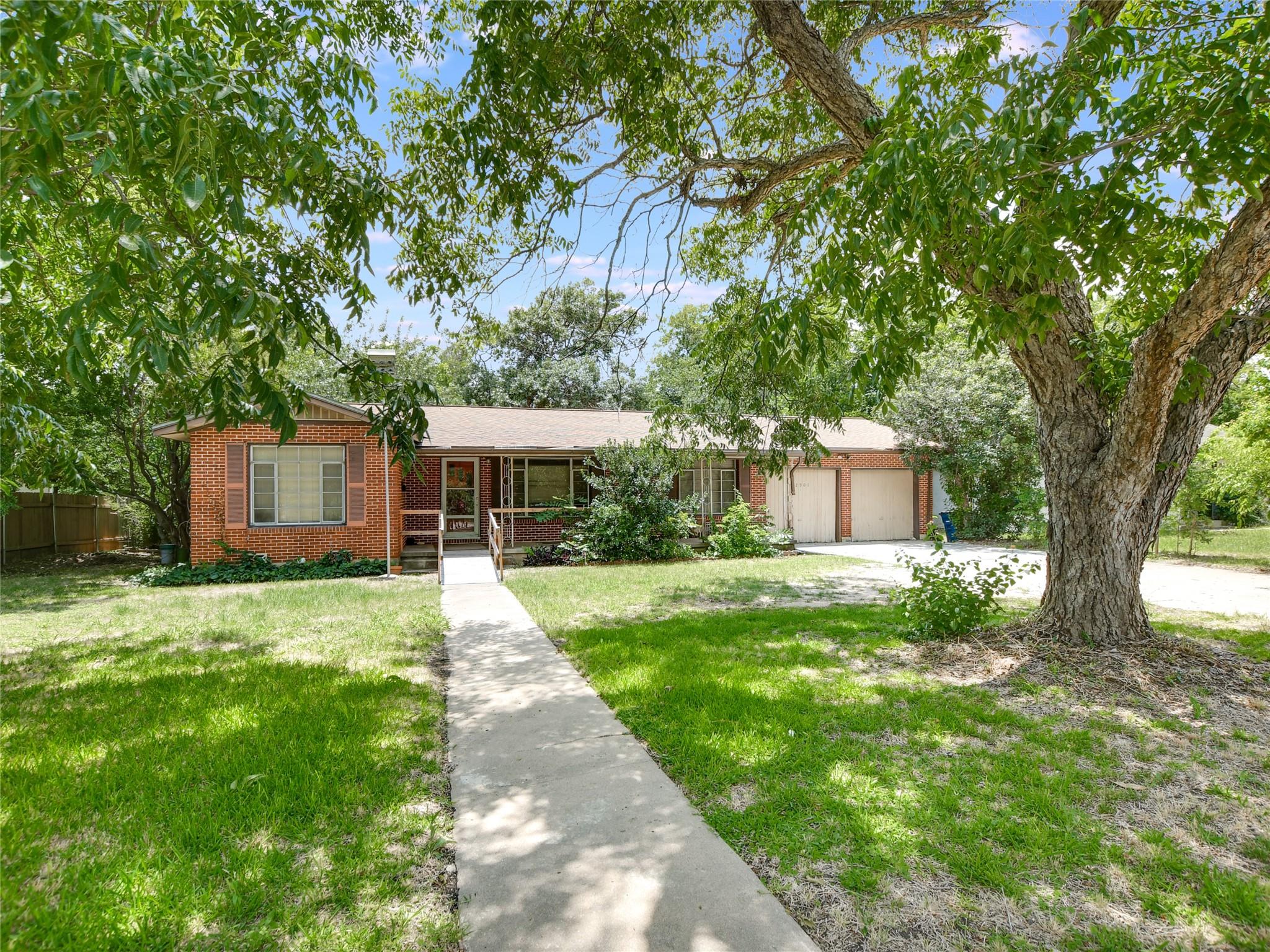 2901 W 45th Street Austin TX 78731