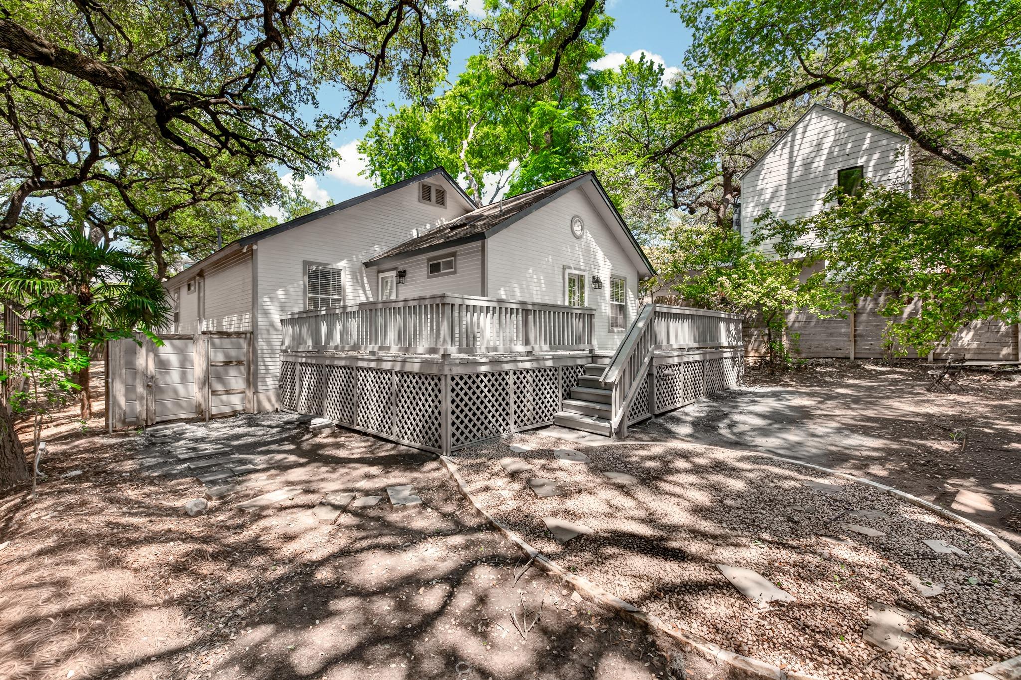 411 W Live Oak Street Austin TX 78704