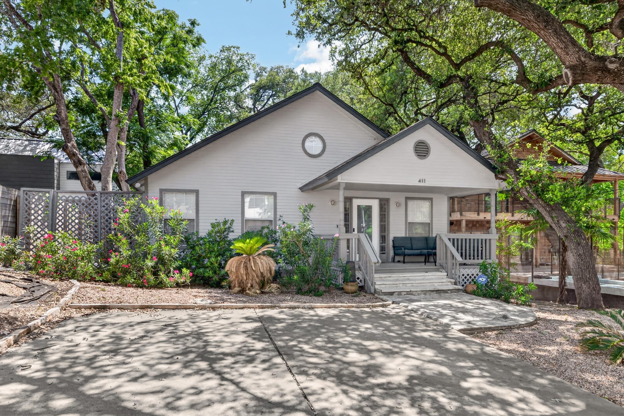 411 W Live Oak Street Austin TX 78704