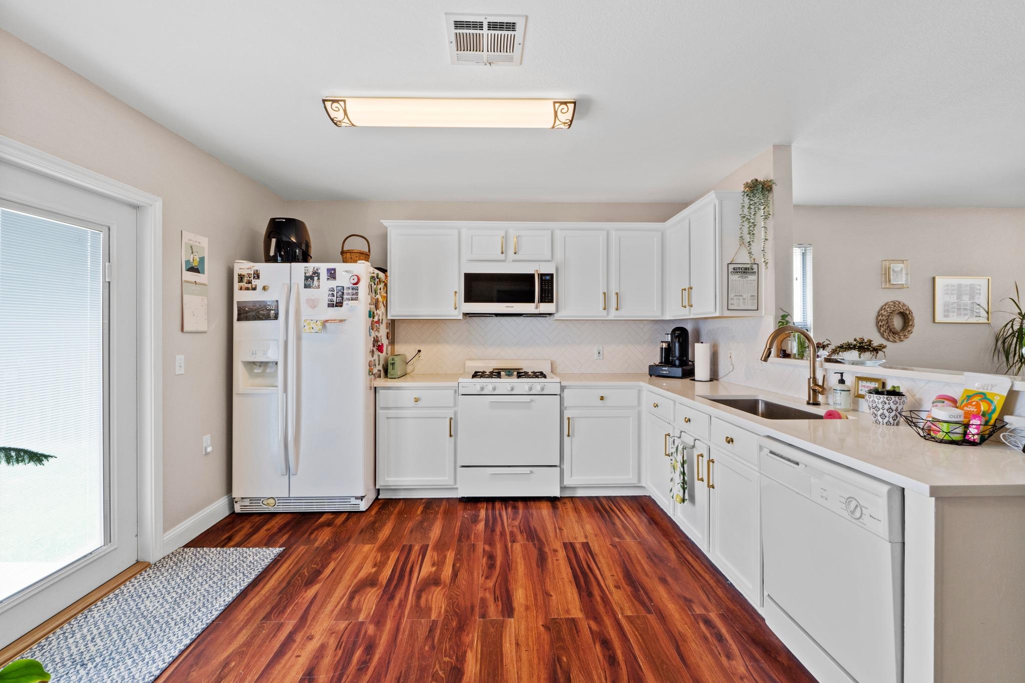 5220 Hutchinson Drive Austin TX 78723