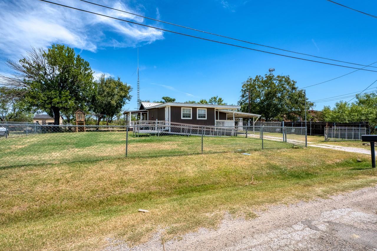 225 E Greencastle Granite Shoals TX 78654