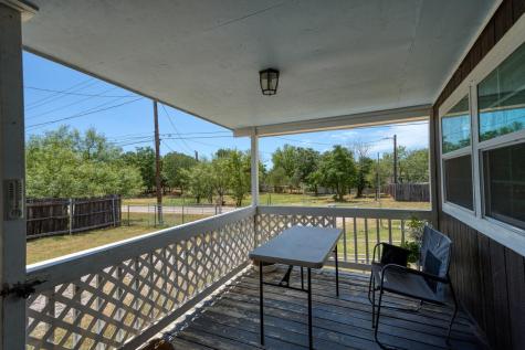 225 E Greencastle Granite Shoals TX 78654