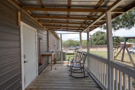 225 E Greencastle Granite Shoals TX 78654