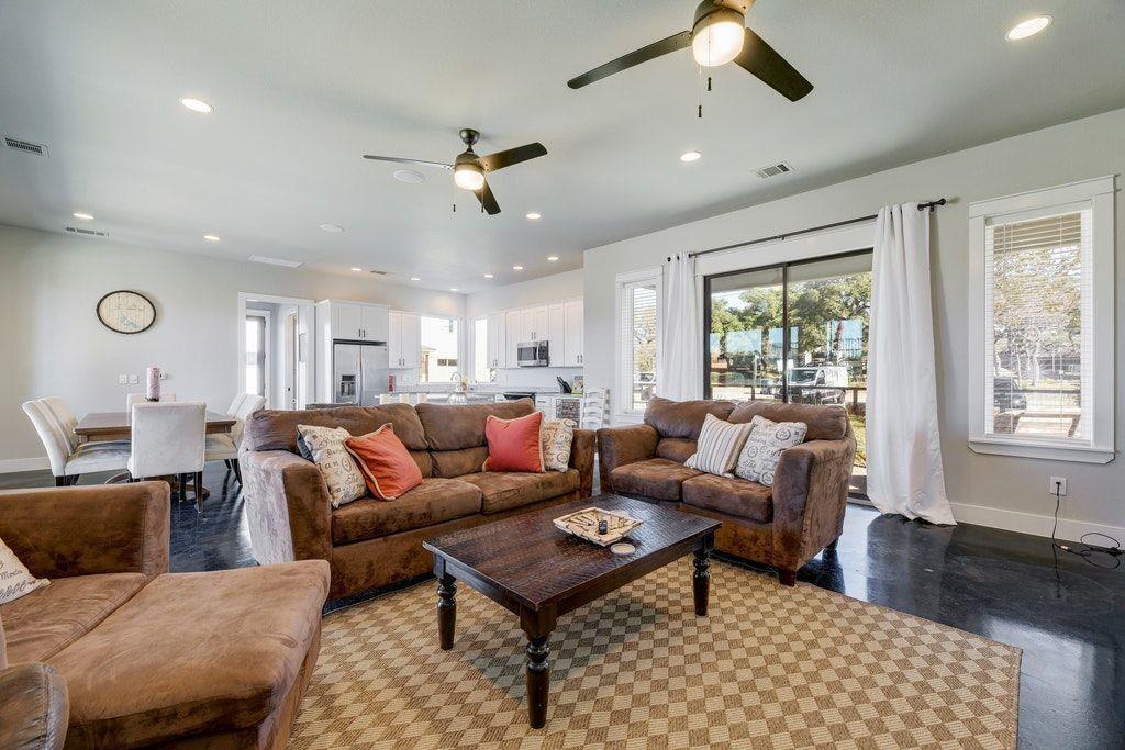 1506 Hill Top Drive Granite Shoals TX 78654