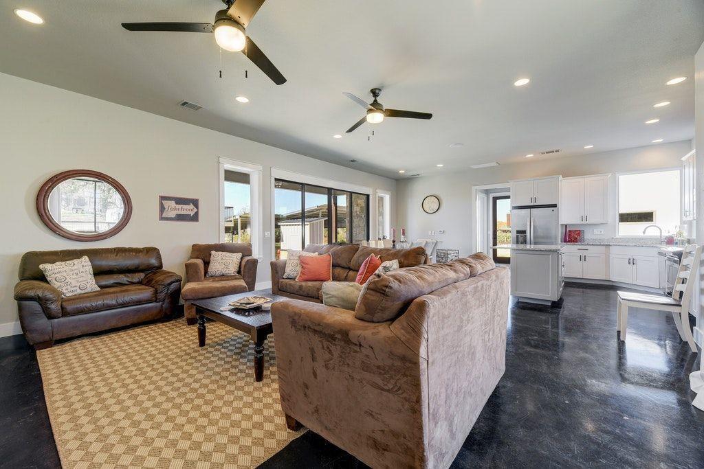 1506 Hill Top Drive Granite Shoals TX 78654