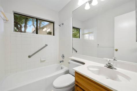 8302 Mendota Cove Austin TX 78717
