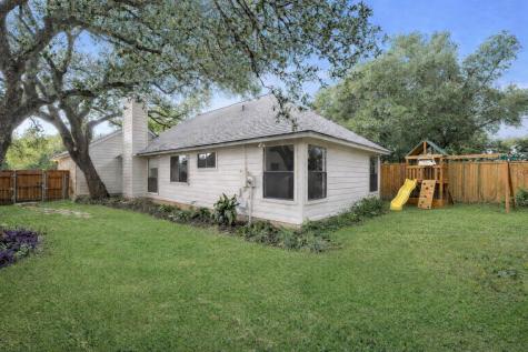 8302 Mendota Cove Austin TX 78717