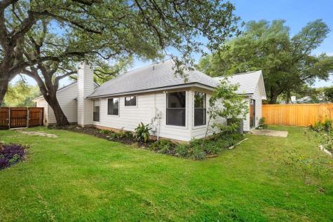 8302 Mendota Cove Austin TX 78717
