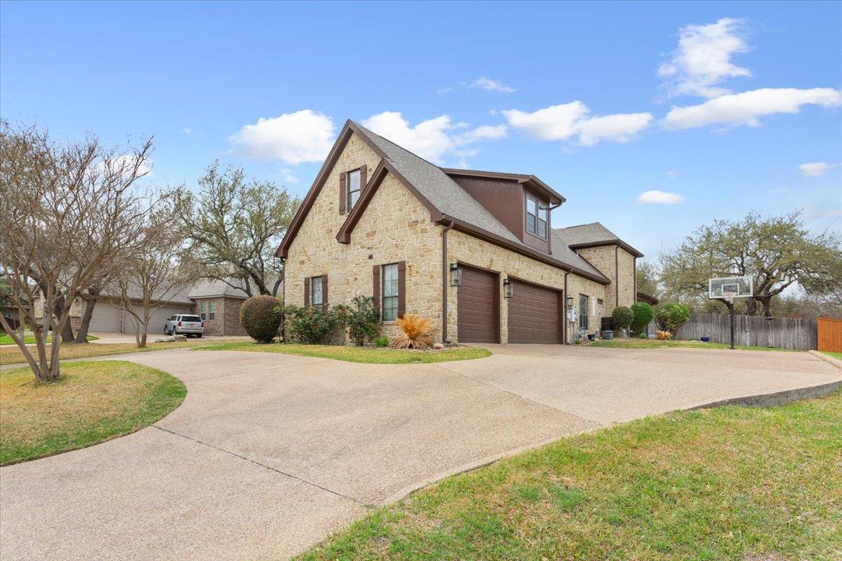 2205 High View Drive Belton TX 76513