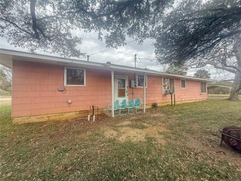 729 N Main Street Lexington TX 78947