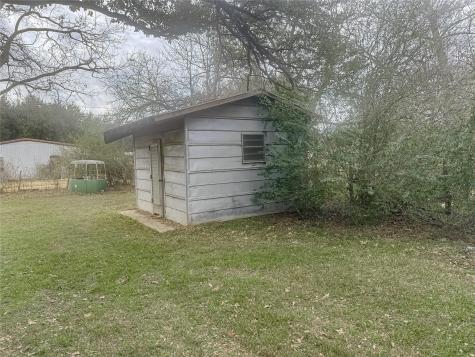 729 N Main Street Lexington TX 78947